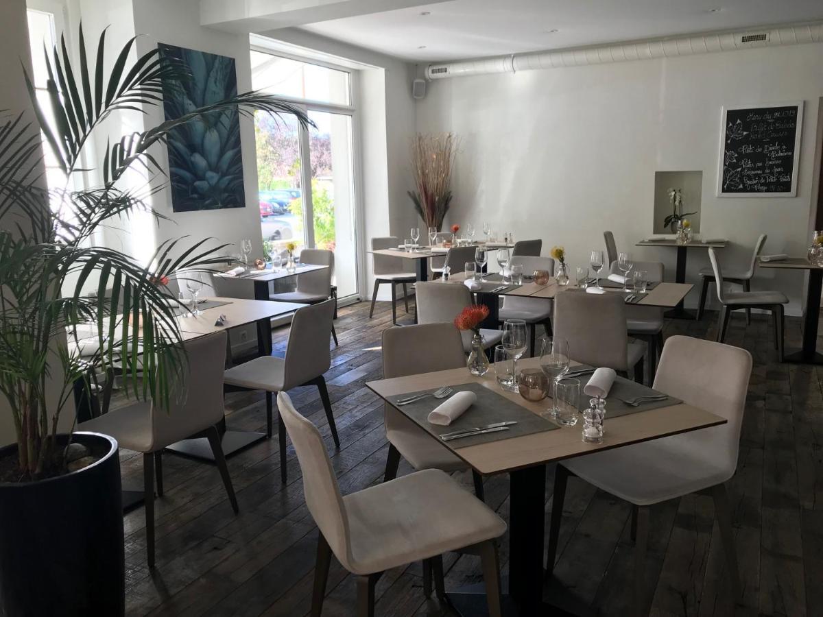 Relais Du Simplon Acomodação com café da manhã Conthey Exterior foto